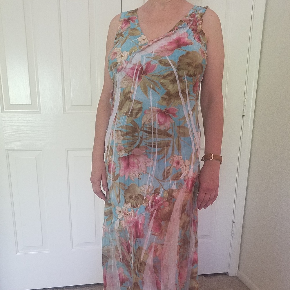 Komarov dress